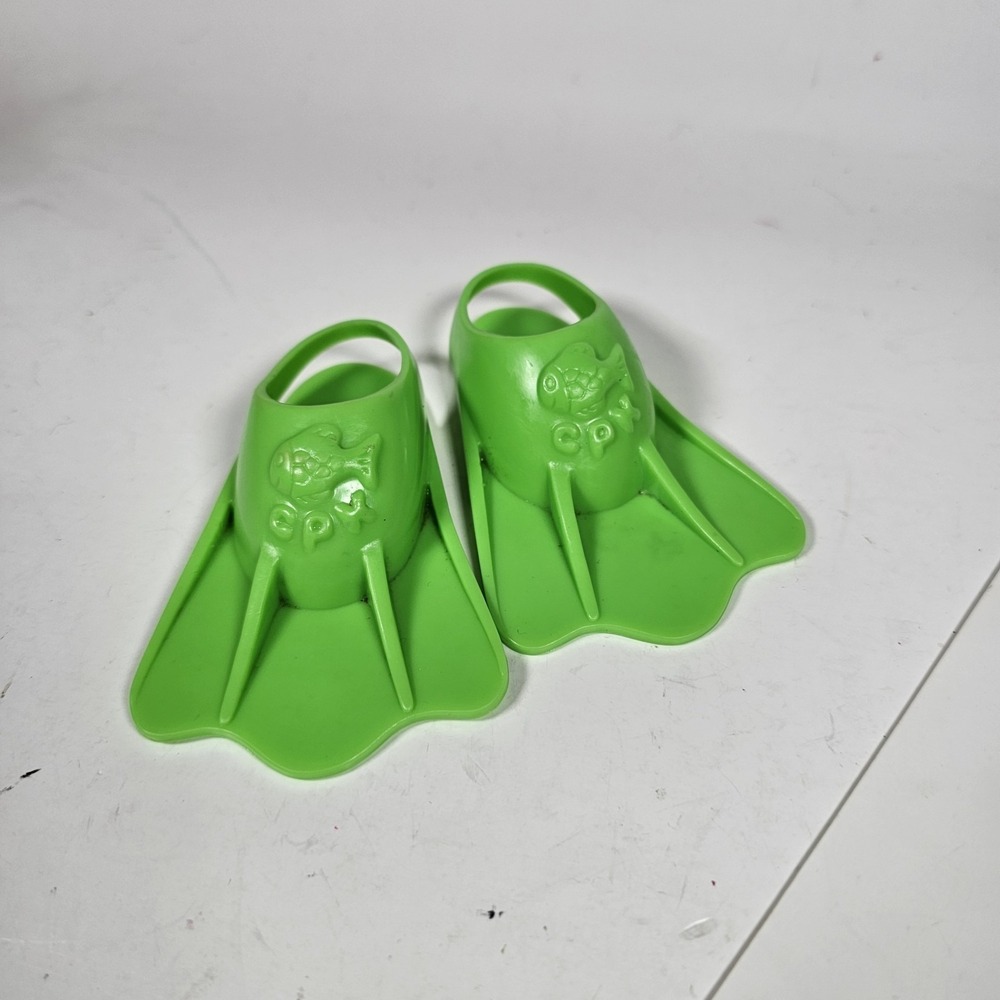 Cabbage Patch Kids Green Flippers Swim Swimming Beach OEM Set Vintage 1996